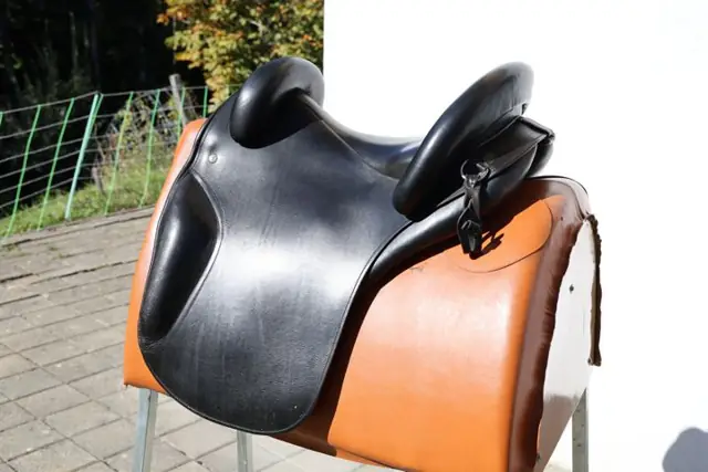 Gebrauchter Spirig Wiener Sattel in Schwarz, Seitenansicht (OCC-032)